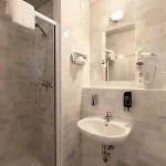 A&o Wola Hotel 2*