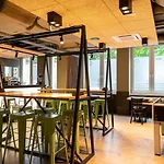 Hotel A&o Wola