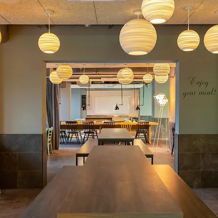 A&o Wola Hostel *