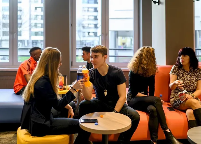 فندق A&o Wola 2*